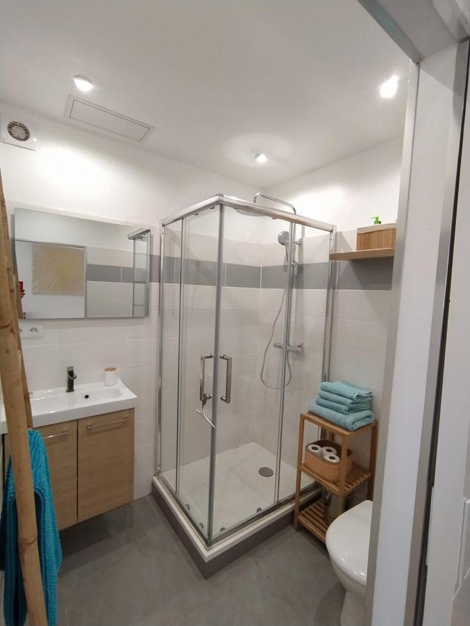 Vacance Location Mer Piscine Var Sud Terrasse Ле Исамбр Екстериор снимка